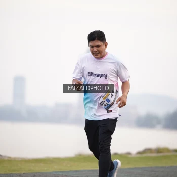 Runner Photo 4315402