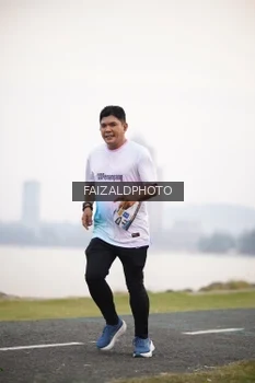 Runner Photo 4315405
