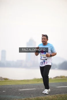 Runner Photo 4315427