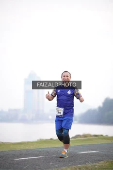 Runner Photo 4315443