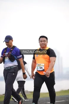 Runner Photo 4315450