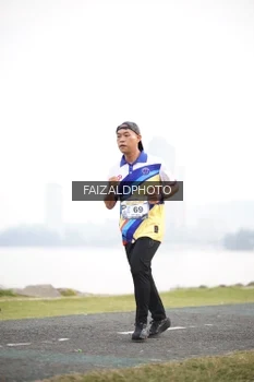 Runner Photo 4315457