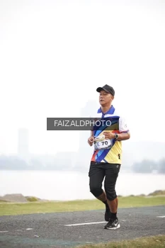 Runner Photo 4315460