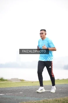 Runner Photo 4315467