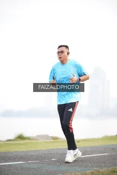 Runner Photo 4315468