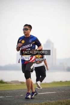 Runner Photo 4315484