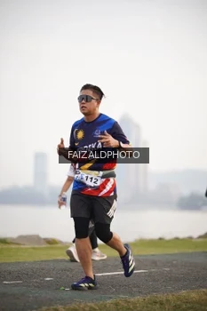 Runner Photo 4315485