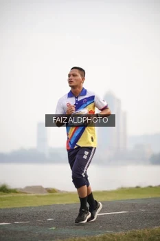 Runner Photo 4315494