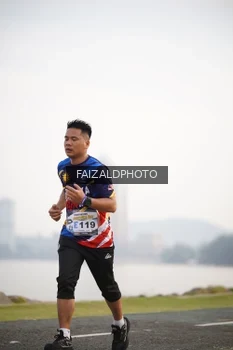 Runner Photo 4315501