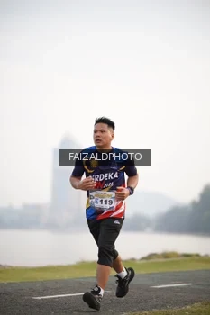 Runner Photo 4315504