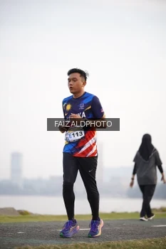 Runner Photo 4315505