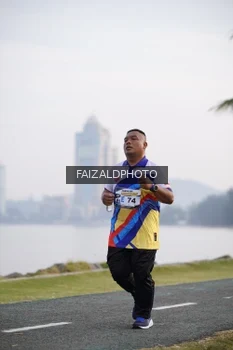 Runner Photo 4315516