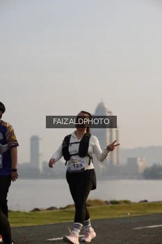 Runner Photo 4315540
