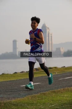 Runner Photo 4315547