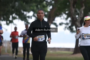 Runner Photo 4315570