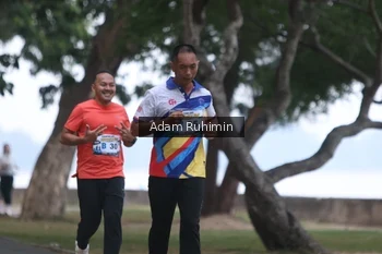 Runner Photo 4315579