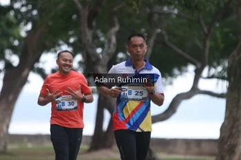 Runner Photo 4315582