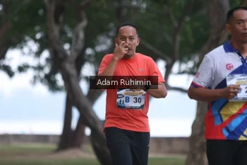 Runner Photo 4315587