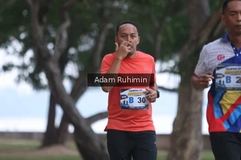 Runner Photo 4315590