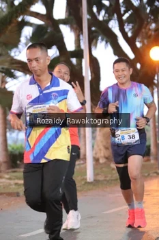 Runner Photo 4315607