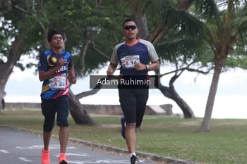 Runner Photo 4315621
