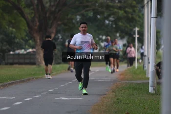 Runner Photo 4315625