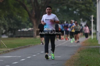 Runner Photo 4315629