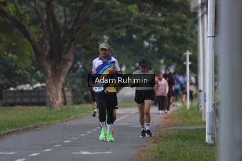 Runner Photo 4315634