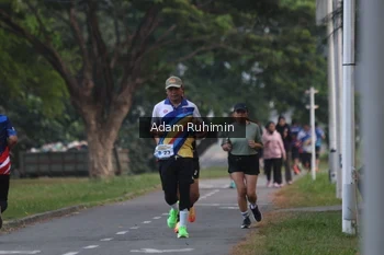 Runner Photo 4315636