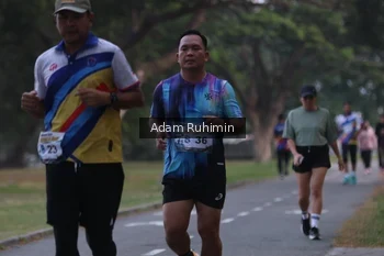 Runner Photo 4315639