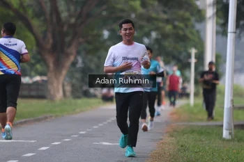 Runner Photo 4315655
