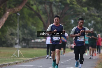 Runner Photo 4315672