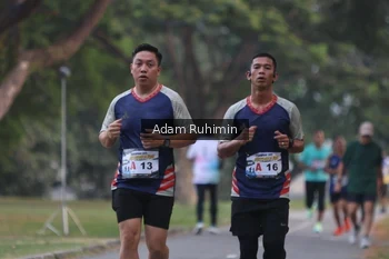 Runner Photo 4315678