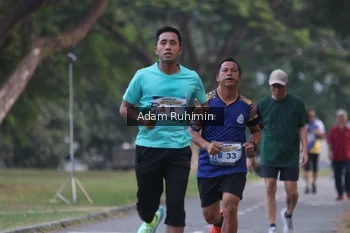 Runner Photo 4315680