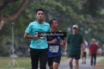Runner Photo 4315682