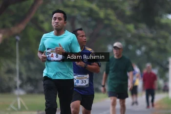 Runner Photo 4315683
