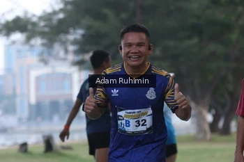Runner Photo 4315710