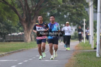 Runner Photo 4315723