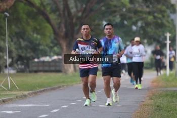 Runner Photo 4315725