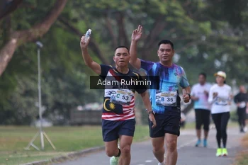 Runner Photo 4315731