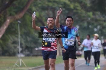 Runner Photo 4315733