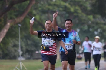 Runner Photo 4315734