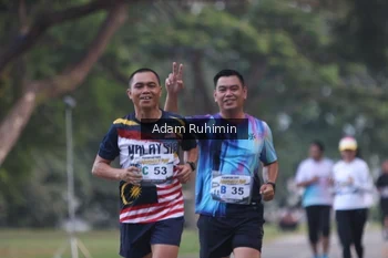 Runner Photo 4315737