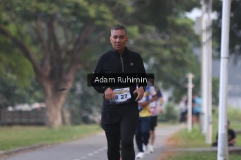 Runner Photo 4315775