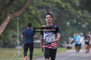 Runner Photo 4315797