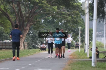 Runner Photo 4315803