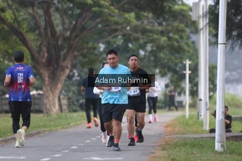 Runner Photo 4315813