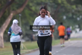 Runner Photo 4315842