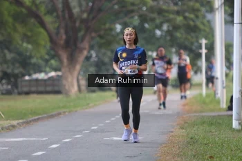 Runner Photo 4315846