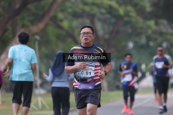 Runner Photo 4315860